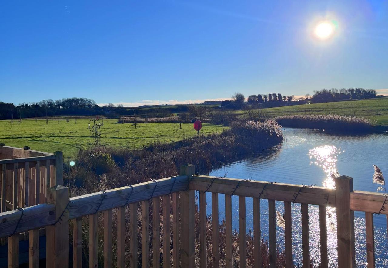 The Lake House At The Bay Filey, Sleeps 4, 1 Dog Welcome For Free Too Buitenkant foto