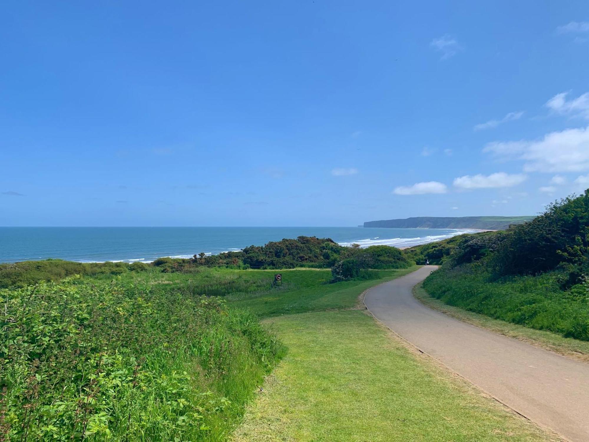 The Lake House At The Bay Filey, Sleeps 4, 1 Dog Welcome For Free Too Buitenkant foto